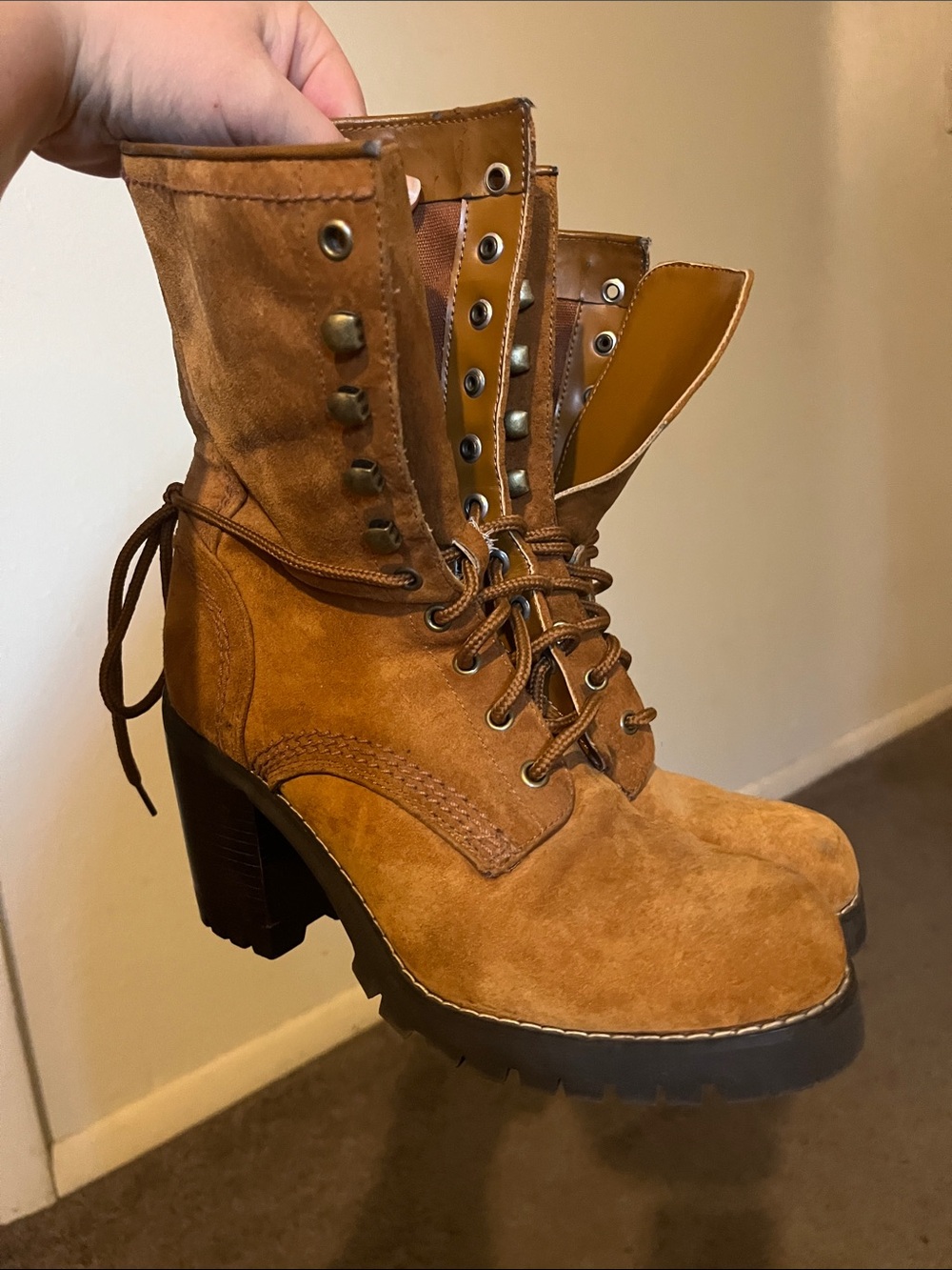 Women's Tan Suede Lace-Up Block Heel Boots